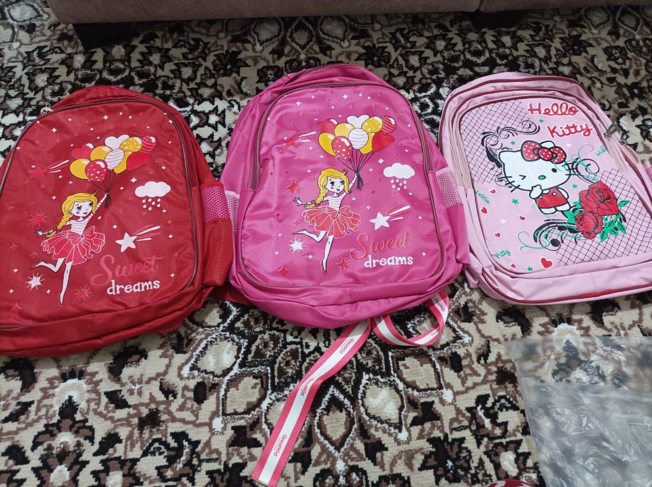 Maktab sumkasi oʻgʻil va qiz bola uchun