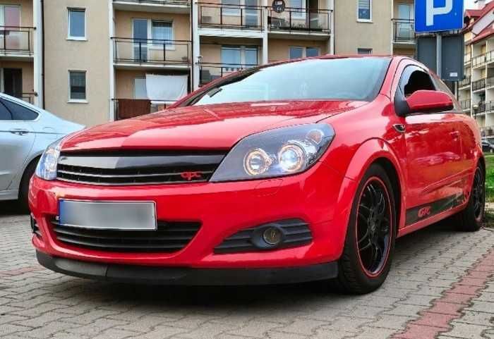 Faruri sport Opel Astra H GTC Twintop Angel Eyes look negru lupa NOU