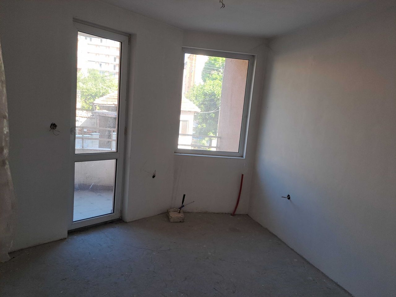 Продава се Тристаен апартамент в Плевен, Широк център - 90 кв.м за 1334 €/кв.м - Снимка #10