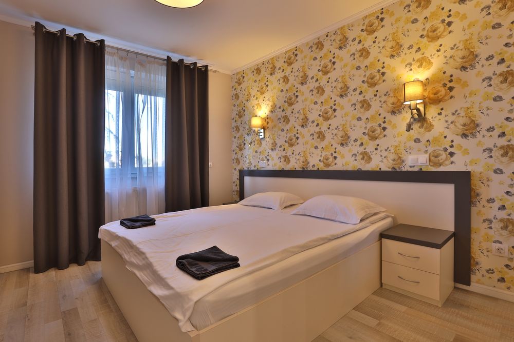 Cazare Regim Hotelier 3 Cam Brasov