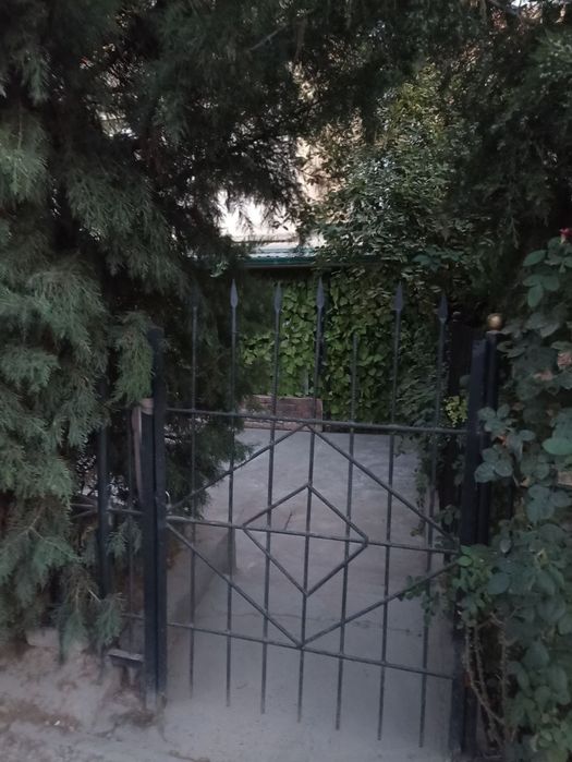 Срочно продается квартира,на 1 этаже,на первой линии,4/1/5