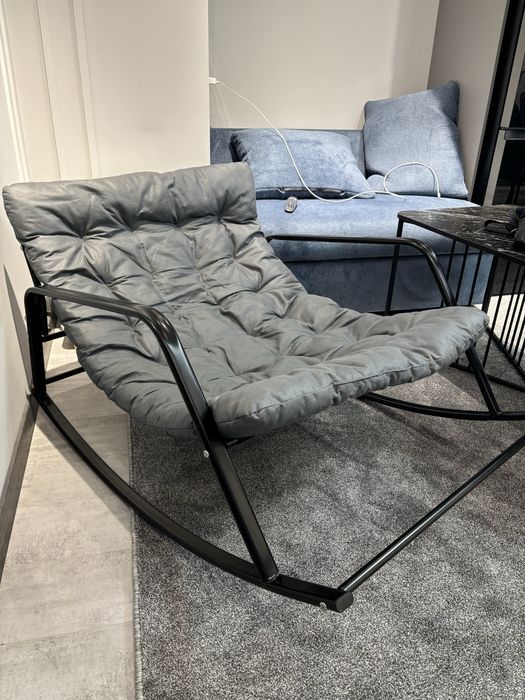 Кресло-качалка со съемным мягким сидением