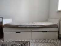 Кровать со встроенными ящиками