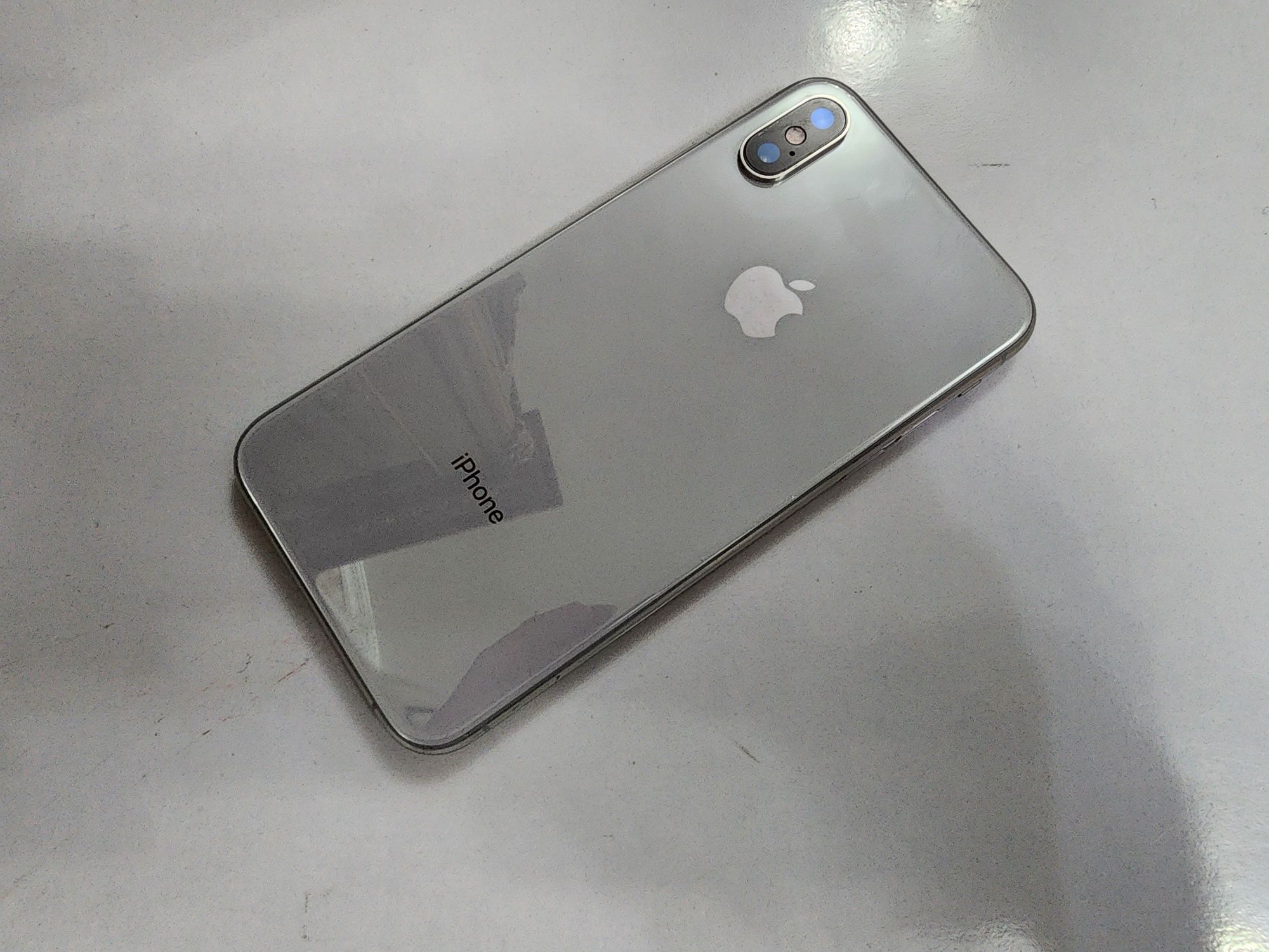 Iphone X White 64Gb Xammayogi ishlid