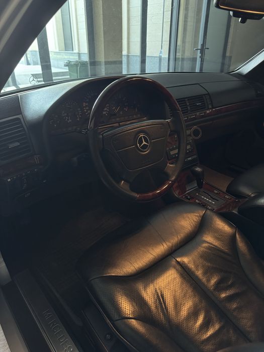 Mercedes-Benz W140, S320