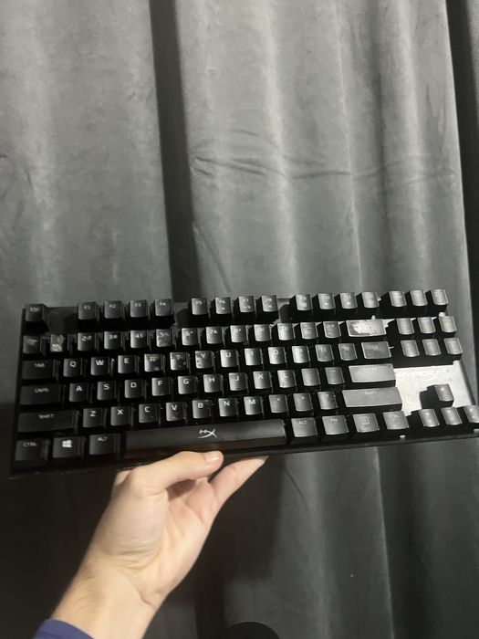 Tastatura gaming HyperX Alloy FPS