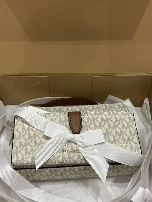 Дамска чанта Michael Kors Jet Set Item Vanilla