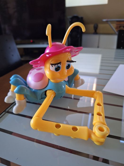 Детска играчка калинка художник