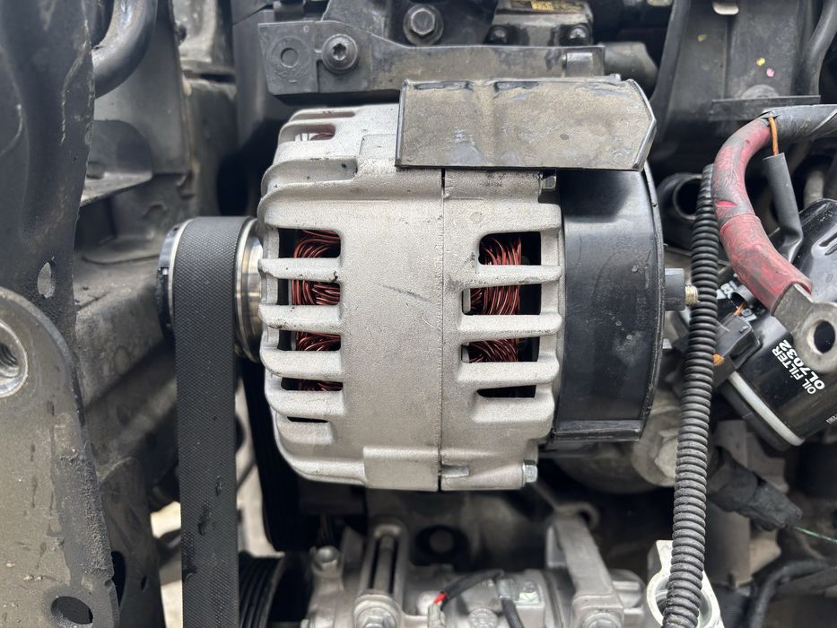 Alternator Lucas  renault megane 3 1.5 dci 110cp