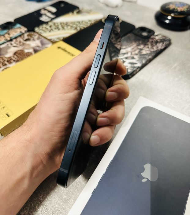 Iphone 13 midnight 128gb