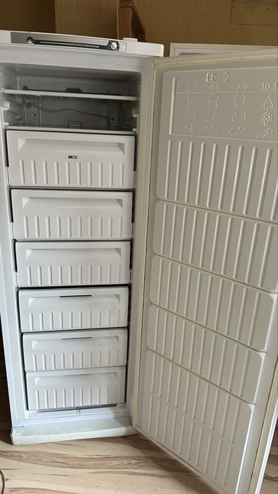 Морозильник бу..