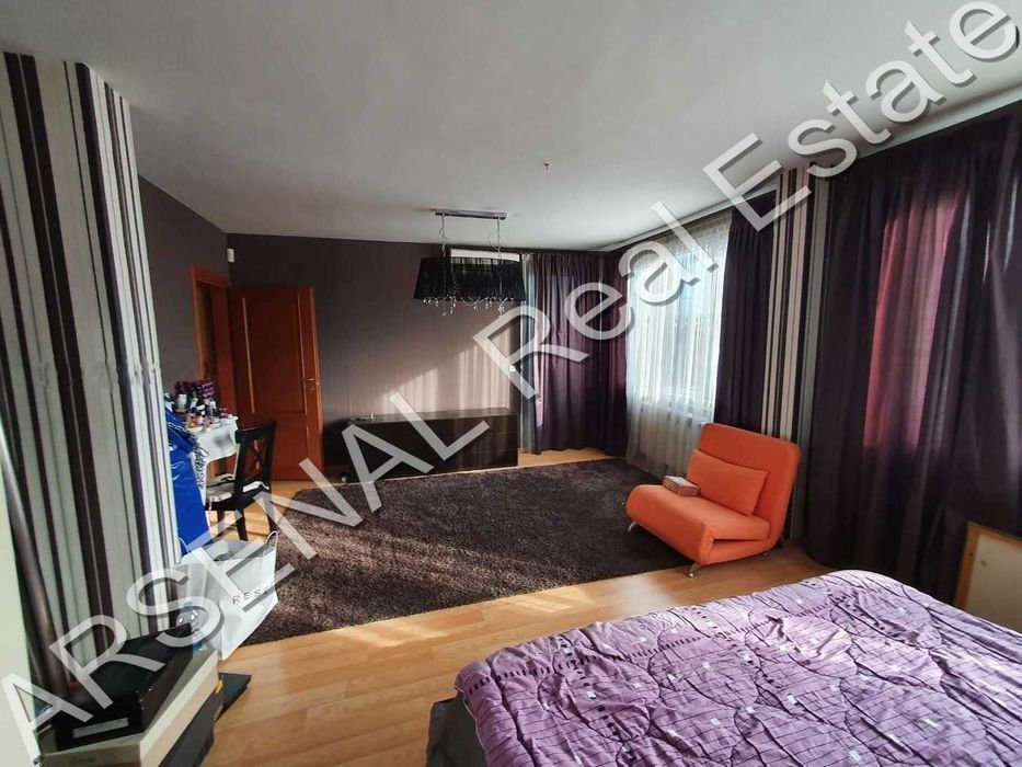 Дава се под наем Многостаен апартамент в София, Овча купел - 210 кв.м за 1100 € - Снимка #3