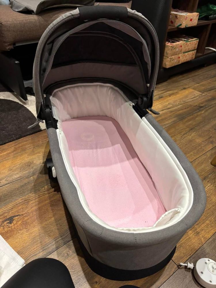 Кош Cybex Cot S, подходящ за Bailos и Talos