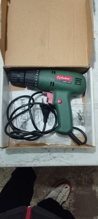 Дрель дрел шуруповерт