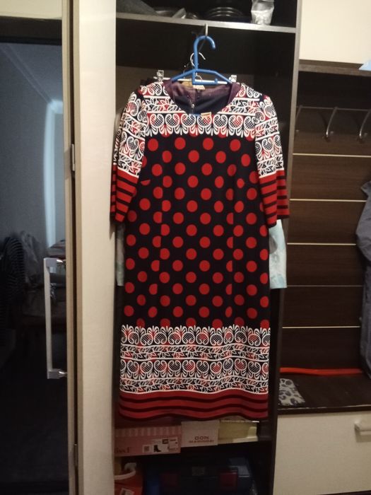 Продаются женские платья и блузки