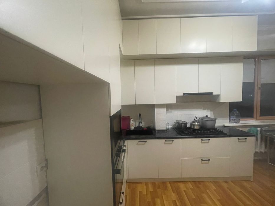 Продаю кухную мебель