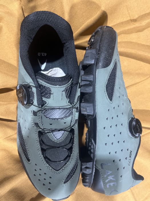 Incaltaminte ciclism nr 40,5, nr 43 si nr. 44,5