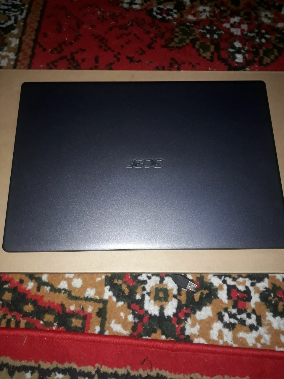 Acer Core i5 1 terabaytlik noutbuk sotiladi
