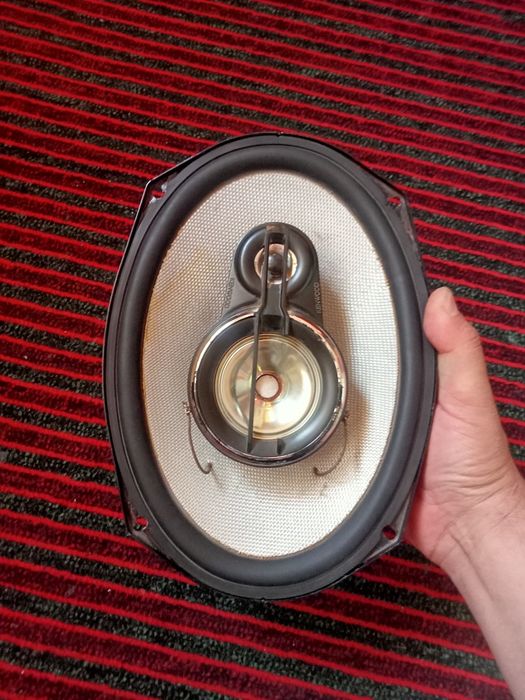 Продам 1-шт Kenwood Indonesia в хорошем состоянии