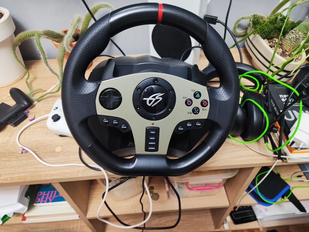Продам игровой руль