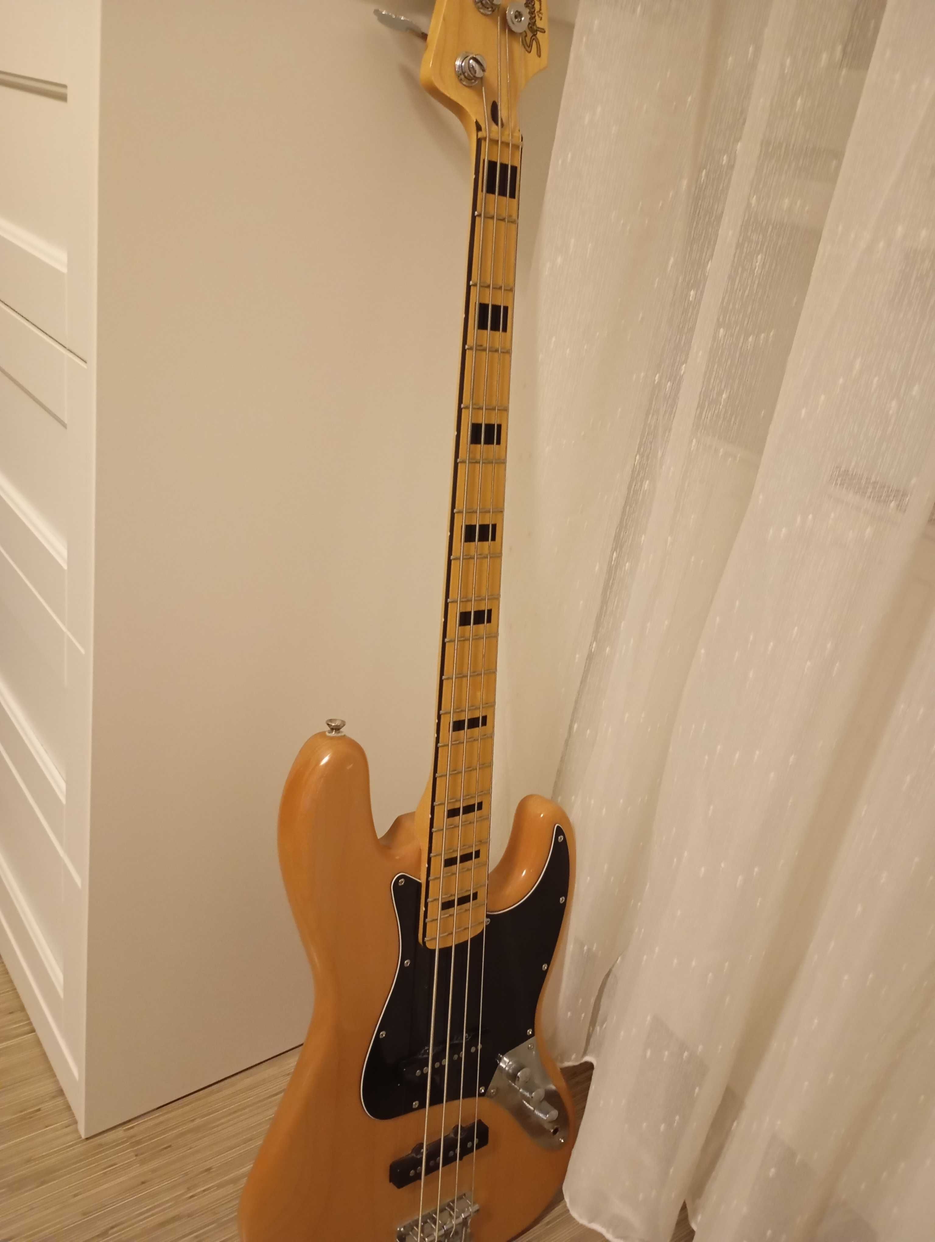 Chitară Bass Fender Squier CV 70s Jazz Bass MN NAT