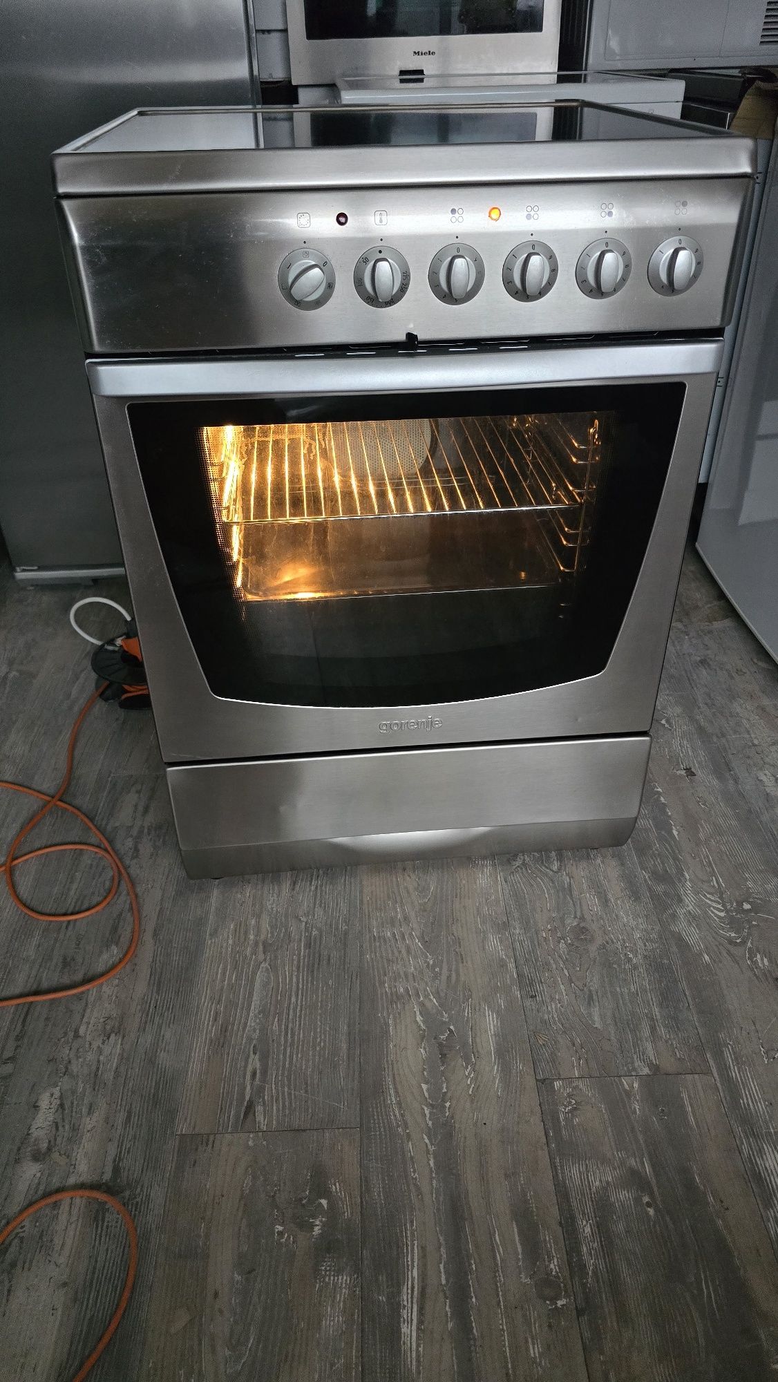 Печка Gorenje inox