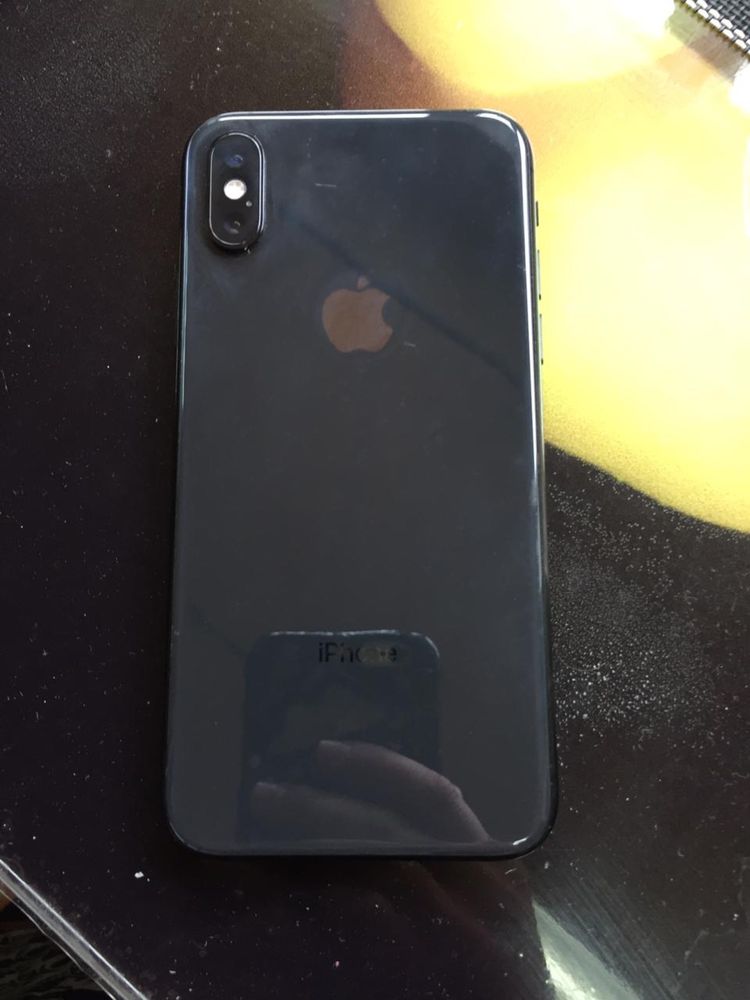 Срочно iPhone Xs 512.          .