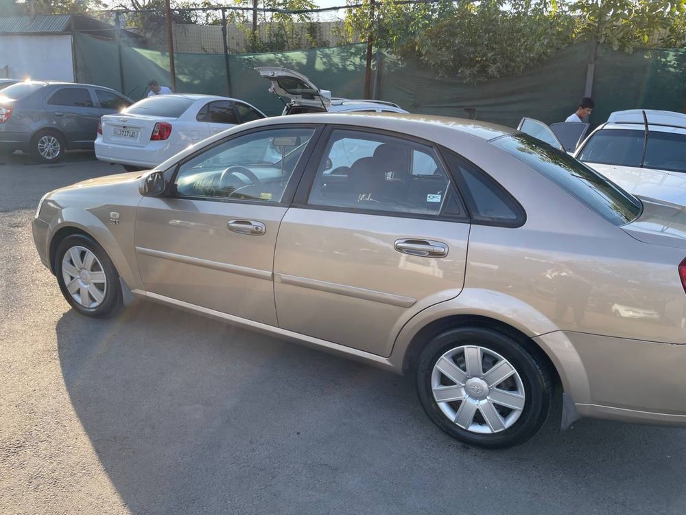 Продается Daewoo Lacetti 1.8 (2005,korea)