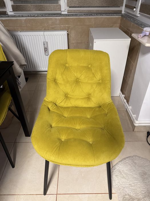 Vand 4 scaune galben mustar