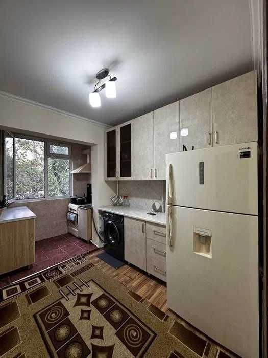 V2202 ПРОДАЕТСЯ 2/2/9 на: улица бобура 60м2