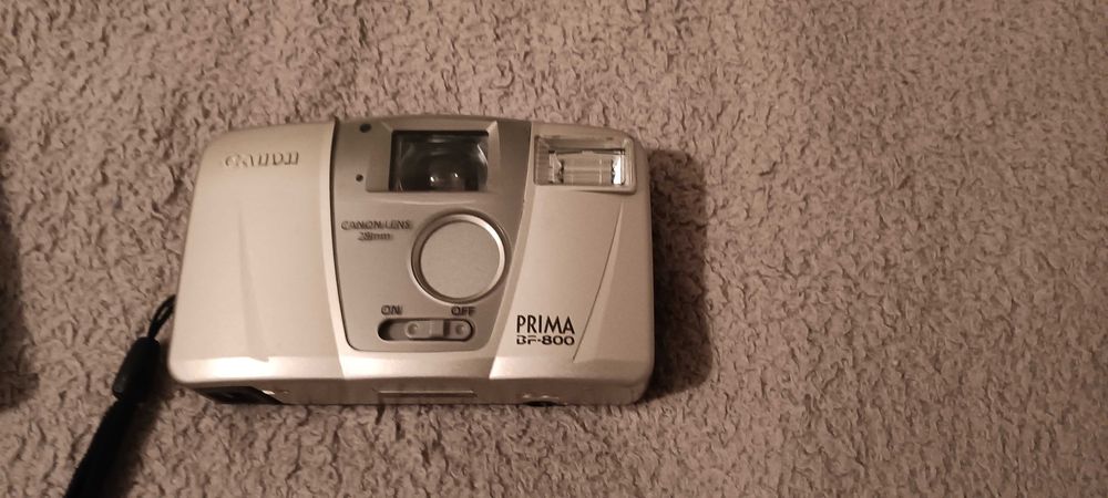 Фотоапарат Canon