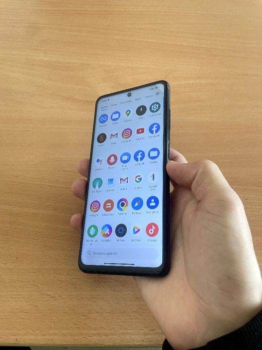 Poco x3 srochna sotiladi