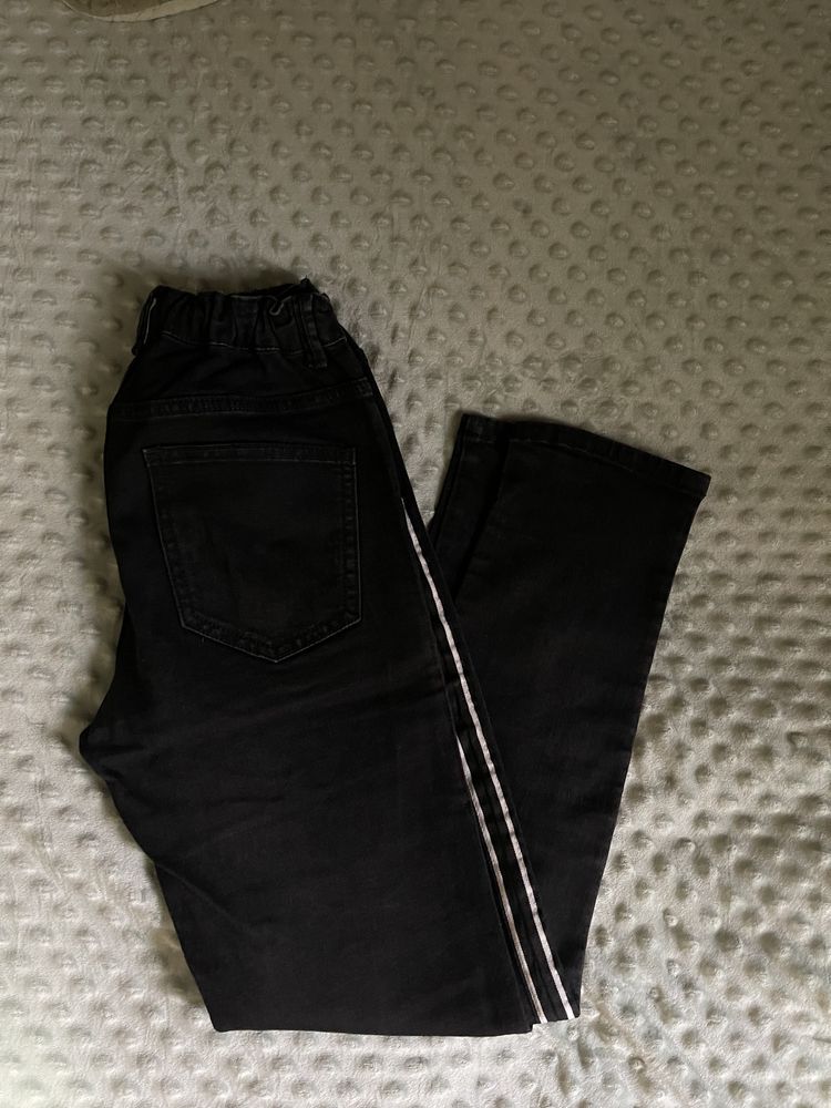 Женские джинсы (размер XS)