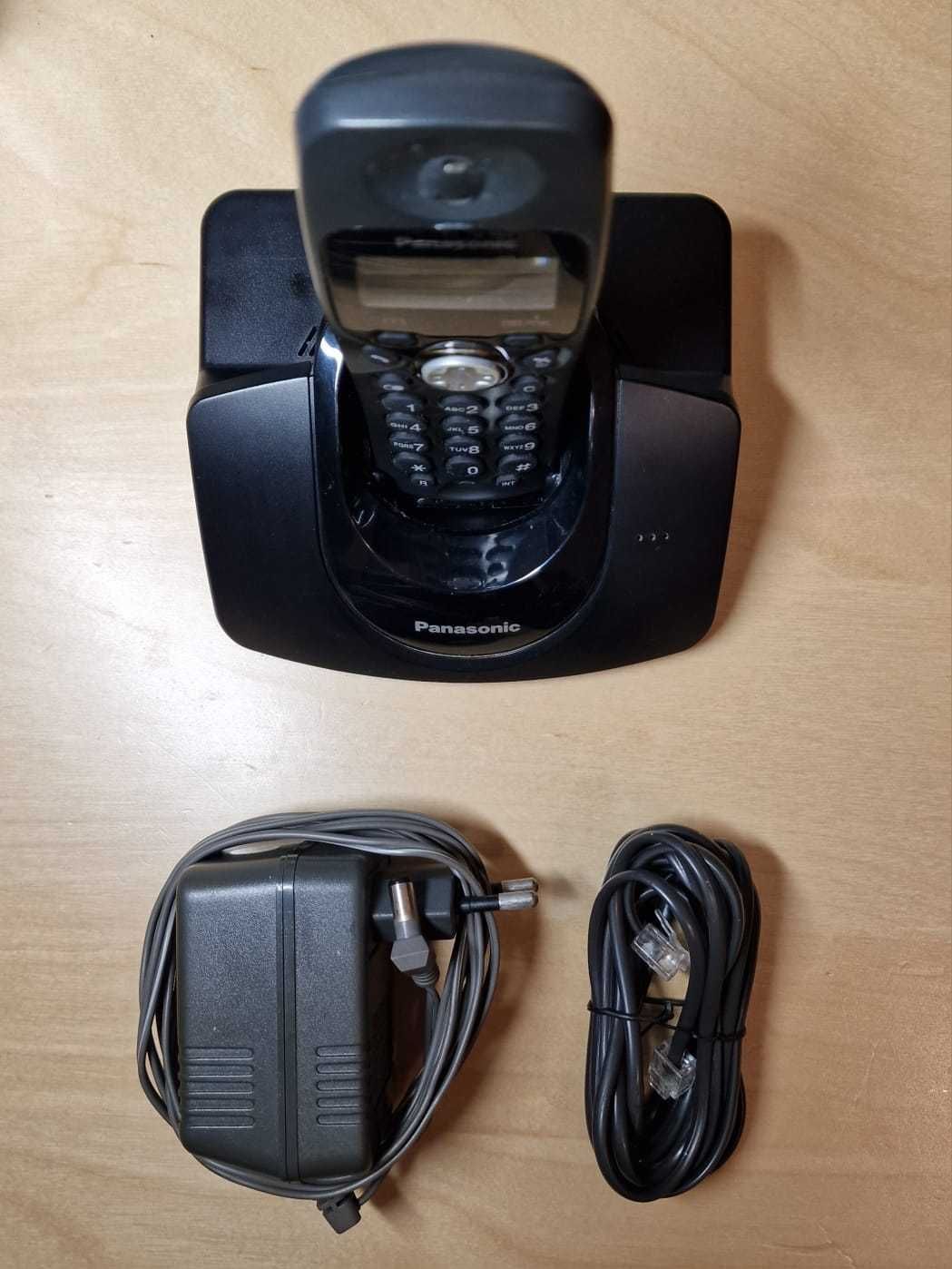 Telefon fara fir cu baza Panasonic KX-TCA115EX afisaj, memorie apeluri