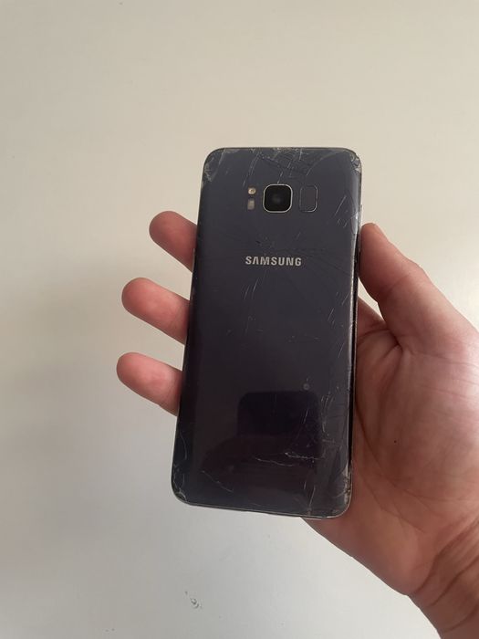 Vand doua Samsung-ur galaxy s8 64gb ful box, CITITI DESCRIEREA
