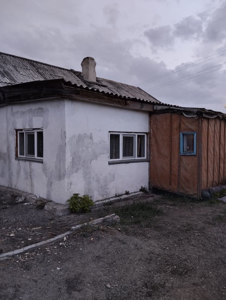 Обменяю дом на Северо-западном на квартиру в Шахтински