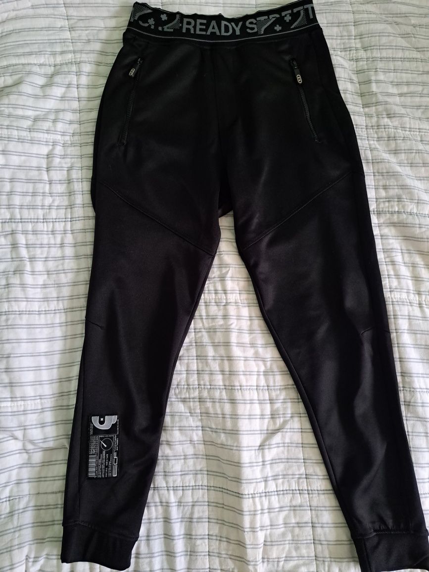 Pantaloni Bărbați Bershka Negri