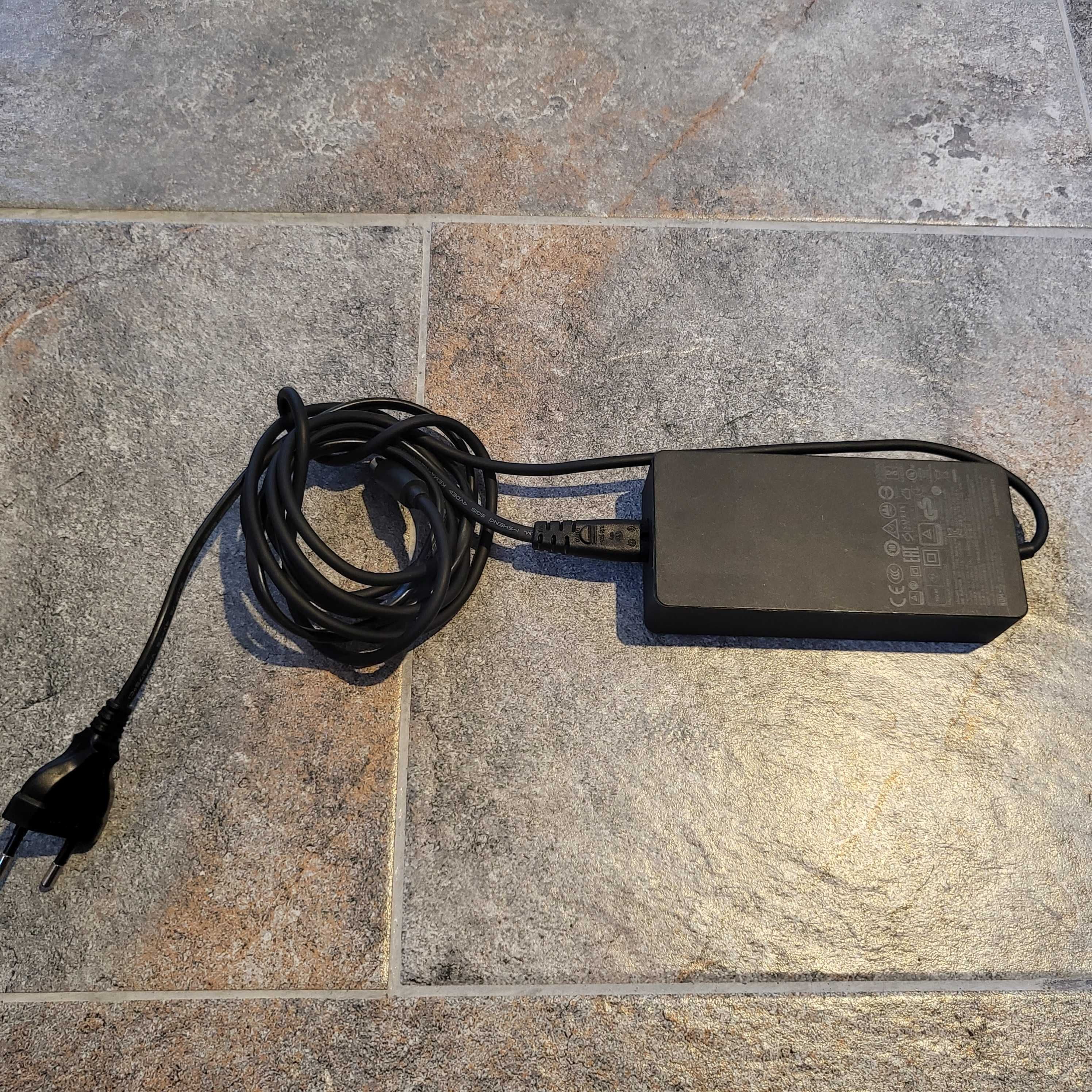 Incarcator/alimentator Microsoft Surface model 1749 si 1625