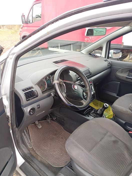 Seat alhambra 2007 7 locuri 1400 euro