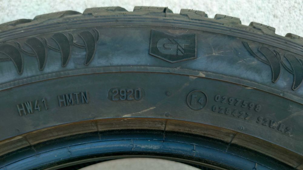 Зимни гуми 225/60r17