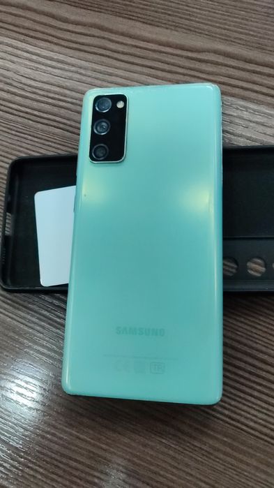 Продаётся s20 fe