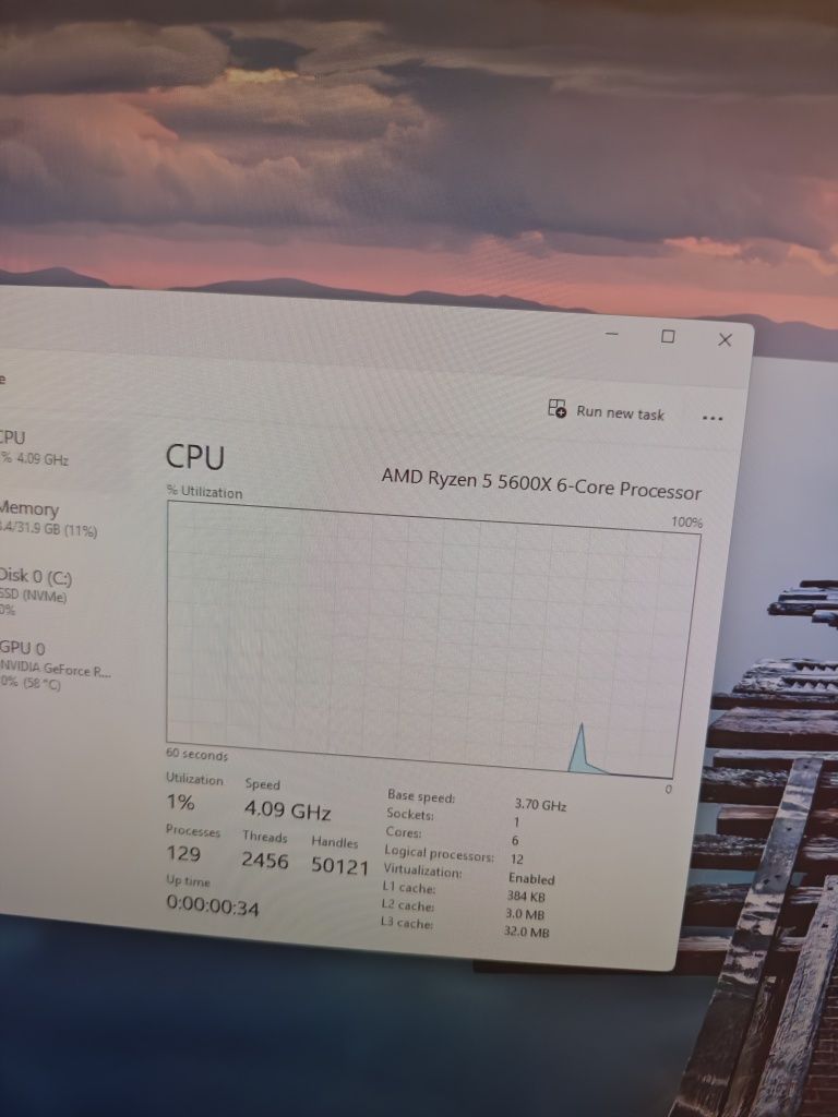 (Резервирана) 5600x + B550 + 32GB RAM + 512NVme + Охлаждане