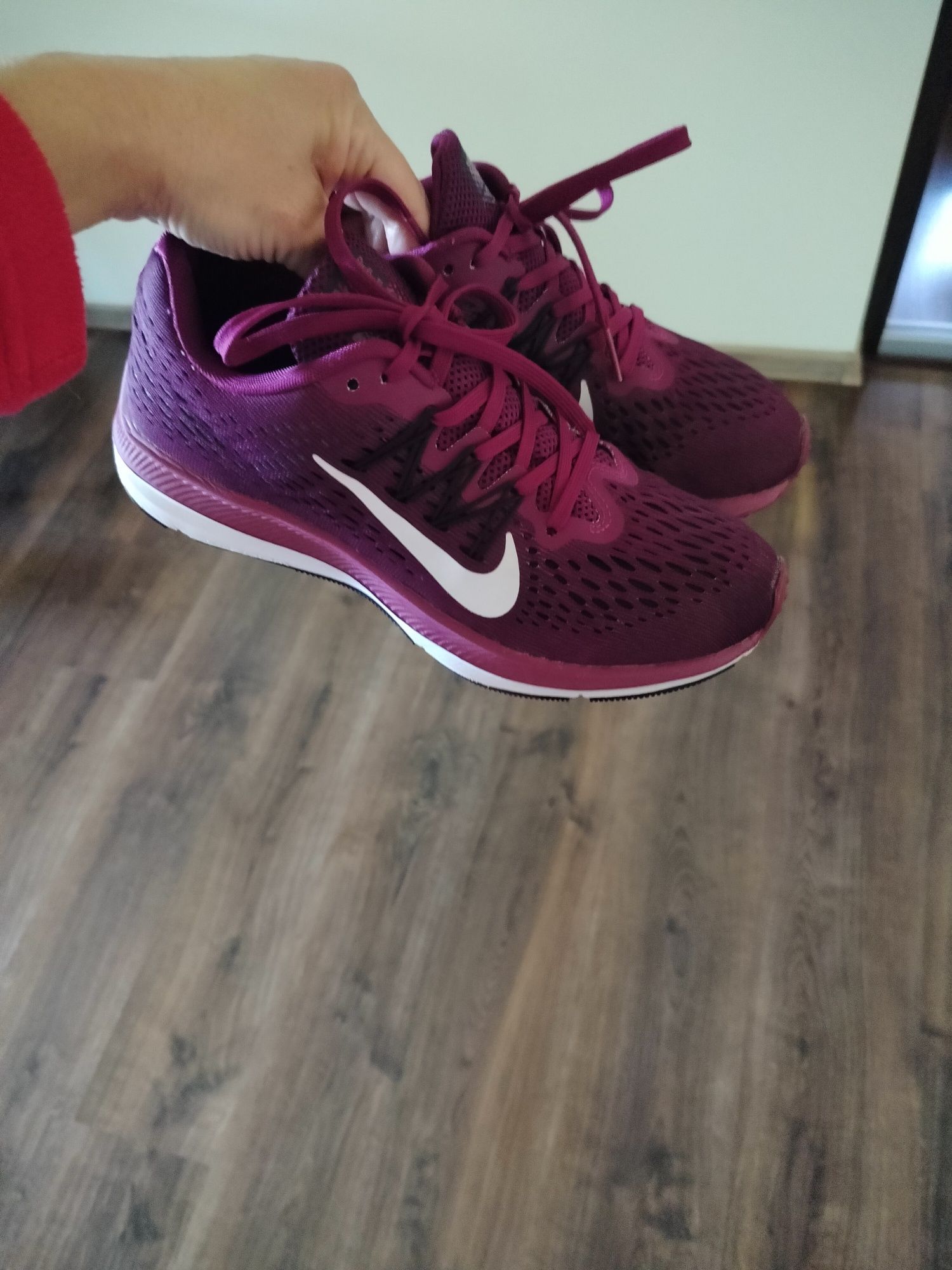 Nike zoom winflo running