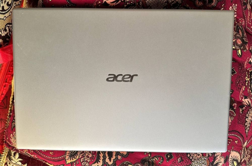 Acer Core I3 holati ideal