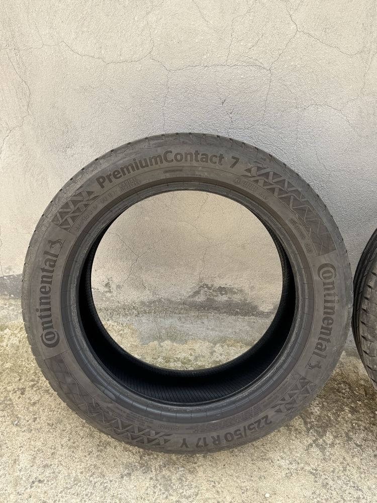 Продавам  гуми 225/50/17  Continental