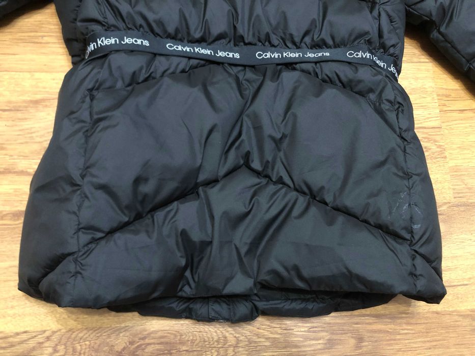 CALVIN KLEIN  зимно яке  16 год.