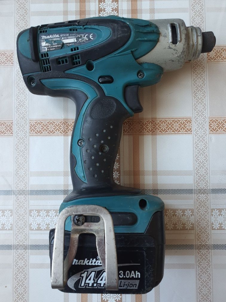 Винтоверт Makita BTS 130