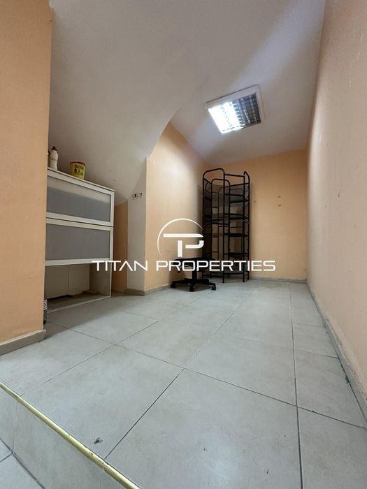 Продава се Магазин в Бургас, Център - 50 кв.м за 1130 €/кв.м - Снимка #2