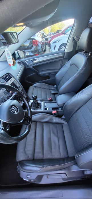 Vând Vw Golf 7 Comfortline 1.6 Tdi, 105 cp