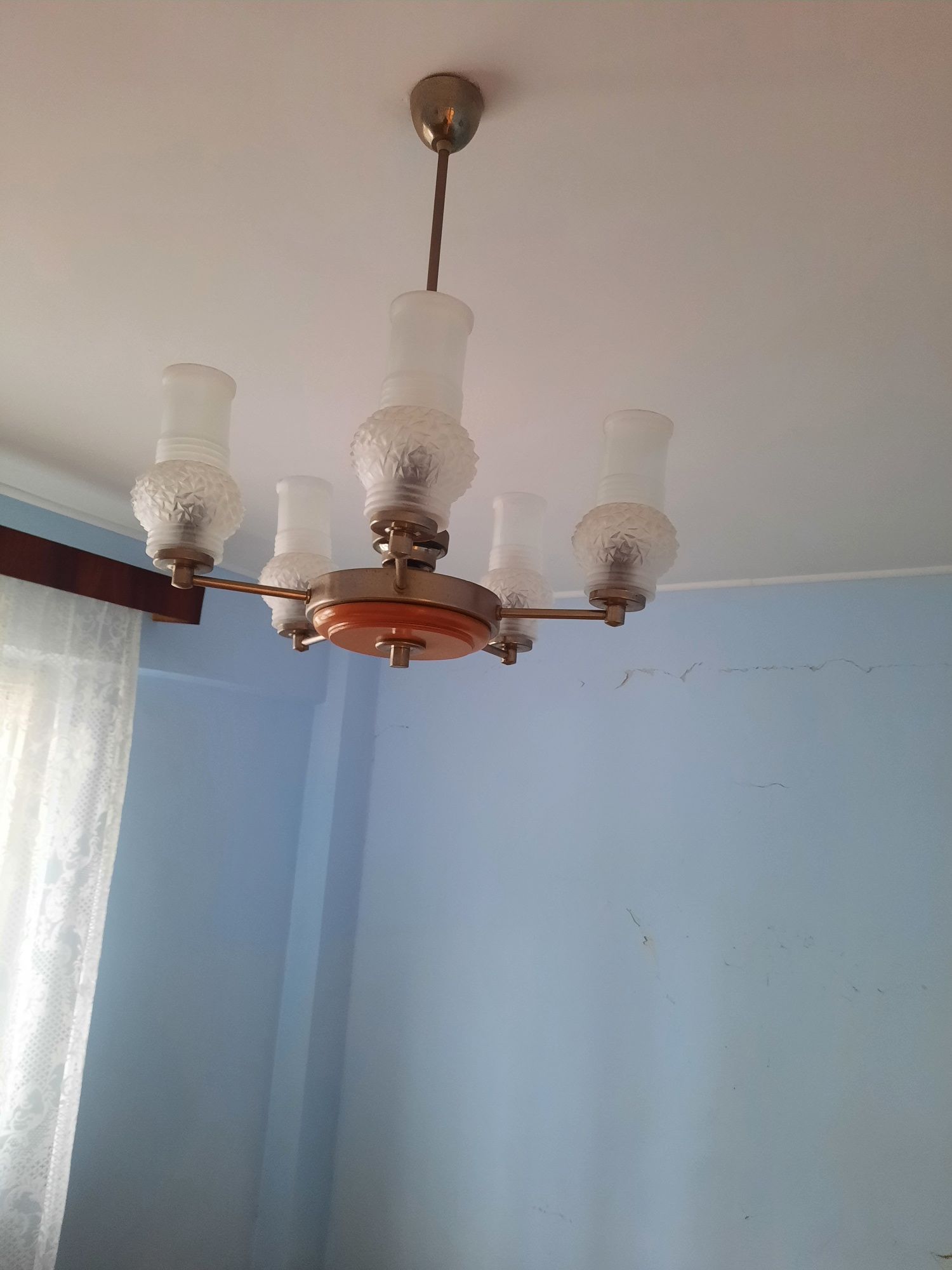 Corpuri iluminat